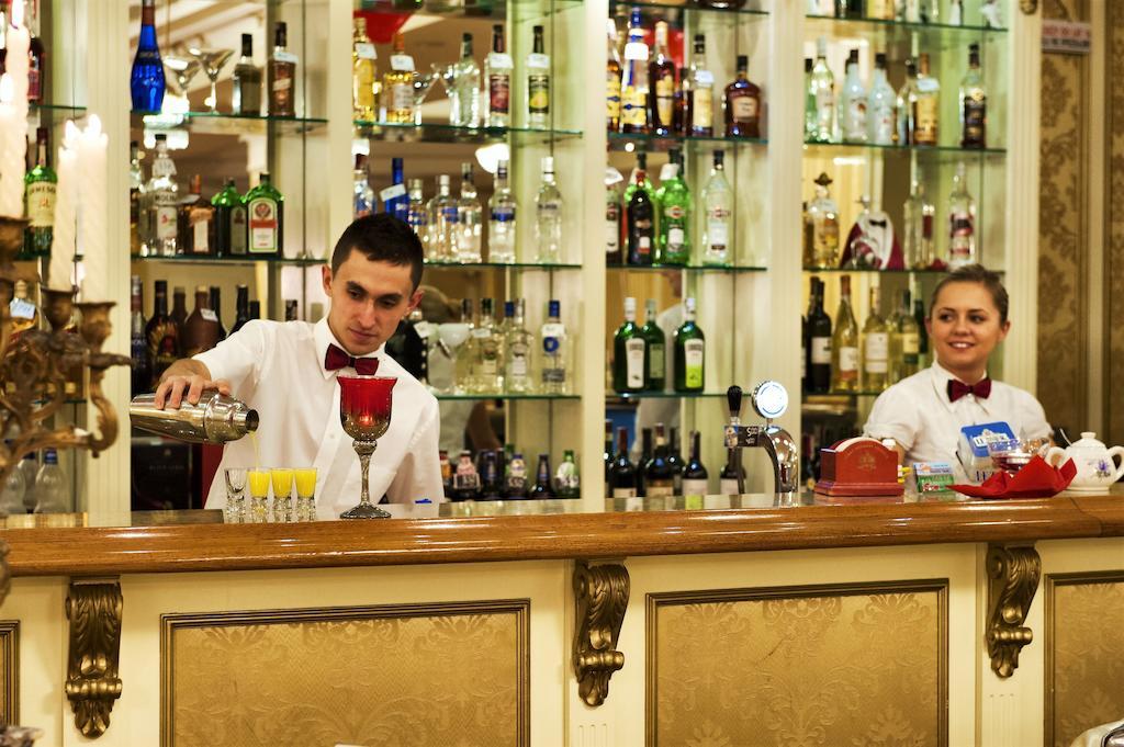 Spa Hotel Gloria Пшемишъл Екстериор снимка