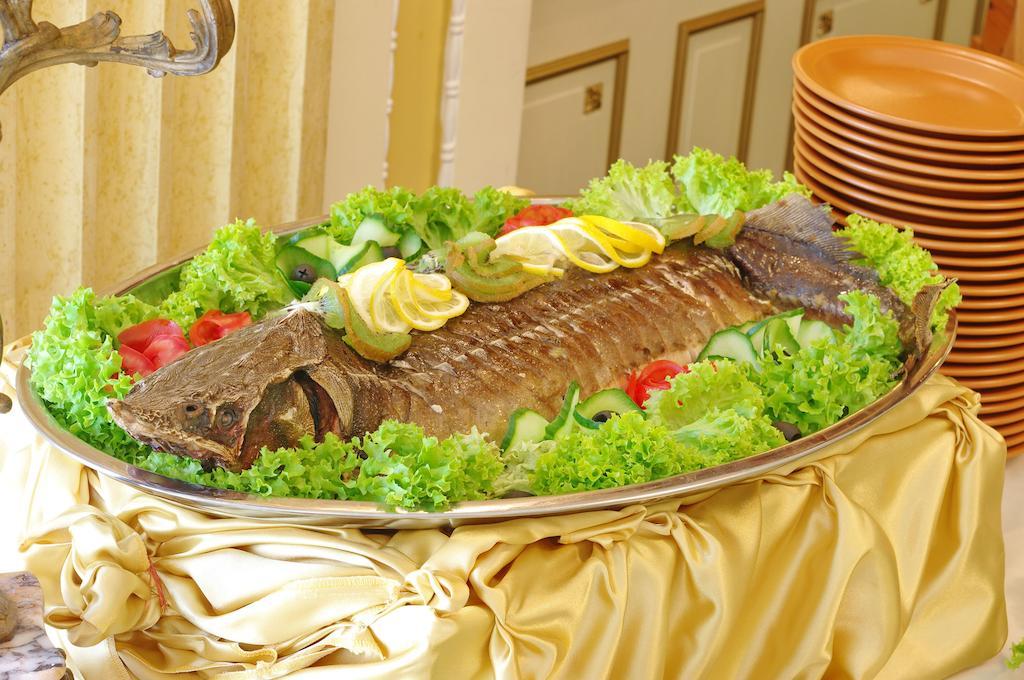 Spa Hotel Gloria Пшемишъл Екстериор снимка
