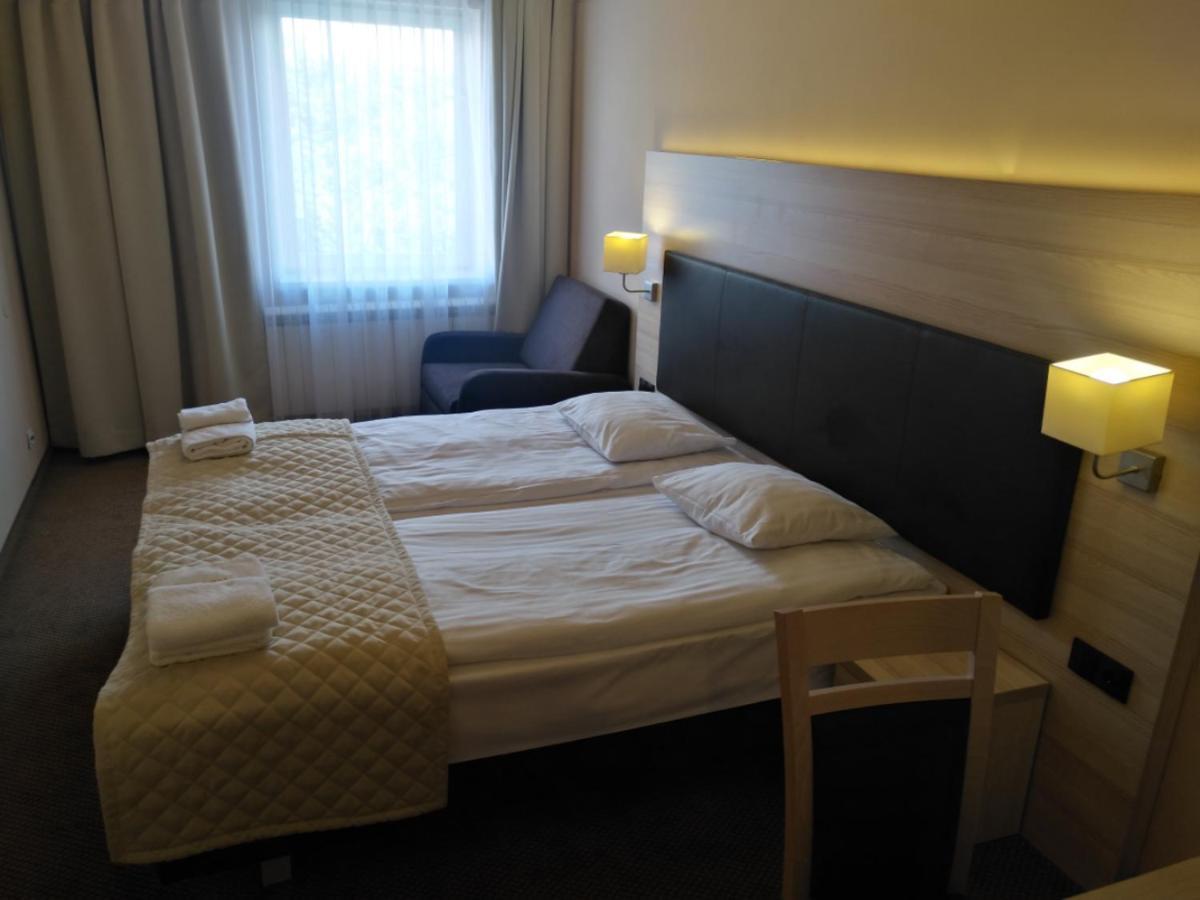 Spa Hotel Gloria Пшемишъл Екстериор снимка