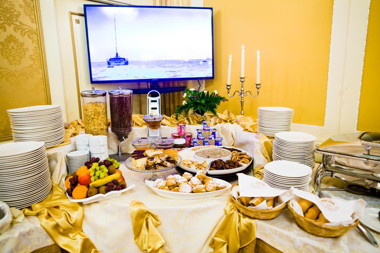 Spa Hotel Gloria Пшемишъл Екстериор снимка